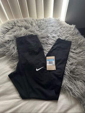 Nike Black Athletic Leggings with White Swoosh